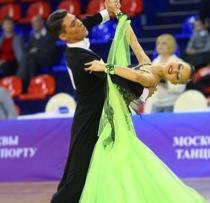 Артем и Анастасия - трехкратные серебряные призеры Первенств Москвы по "А" классу. 